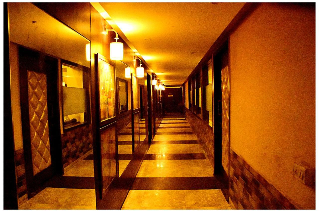 Hotel Midtown Grand Kota  Kültér fotó