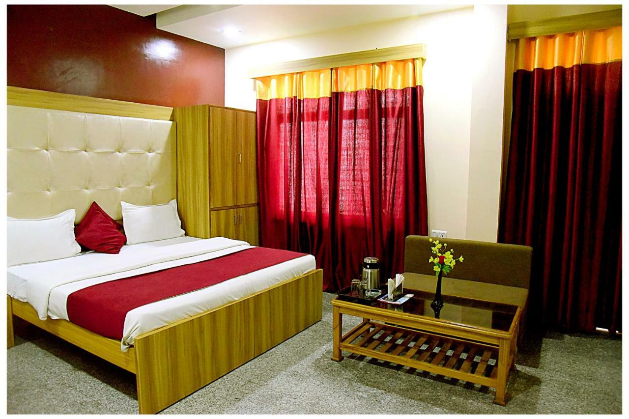 Hotel Midtown Grand Kota  Kültér fotó